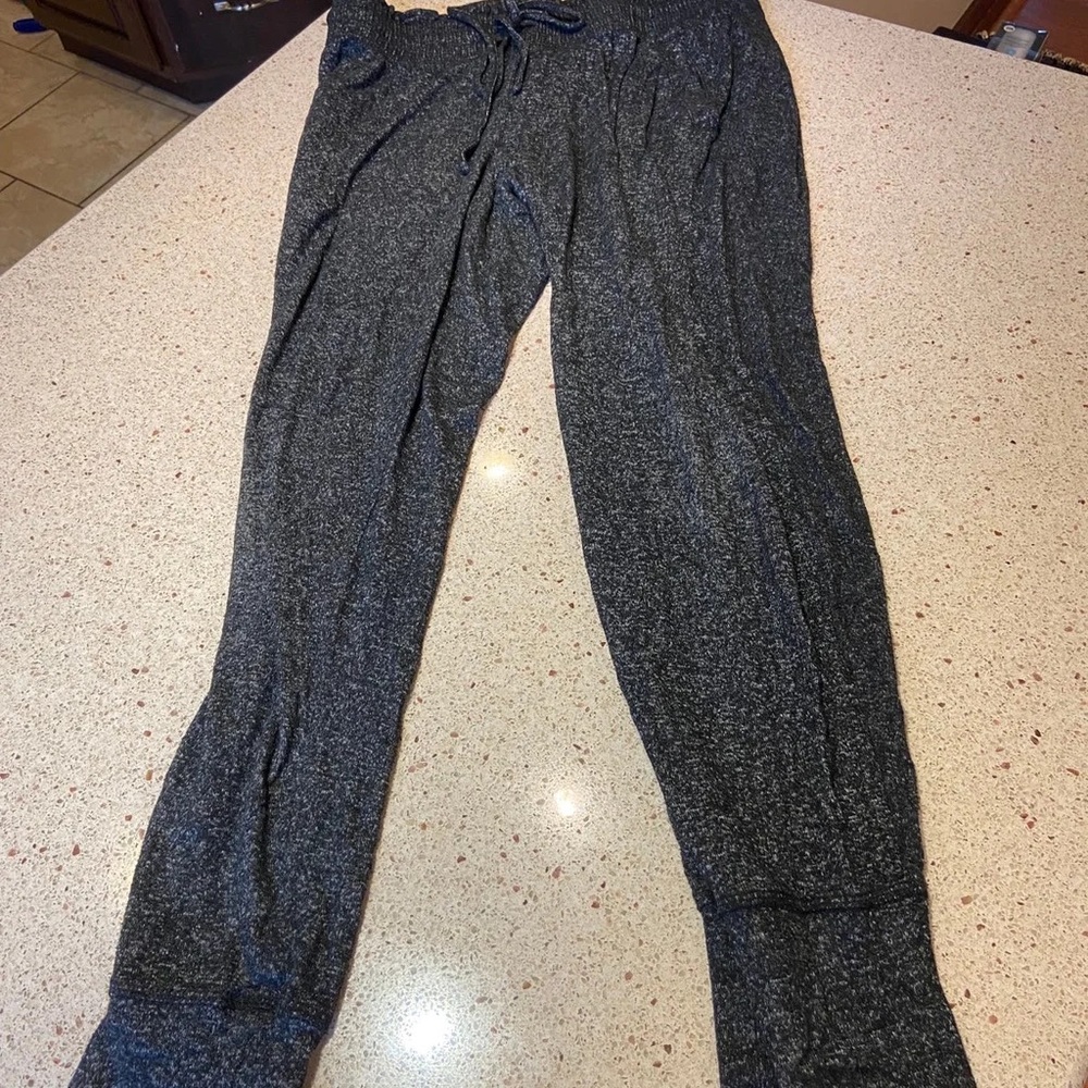 MATERNITY - Motherhood Maternity jogger pants size Medium